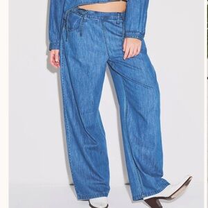 Move and Groove Snap Pant Denim